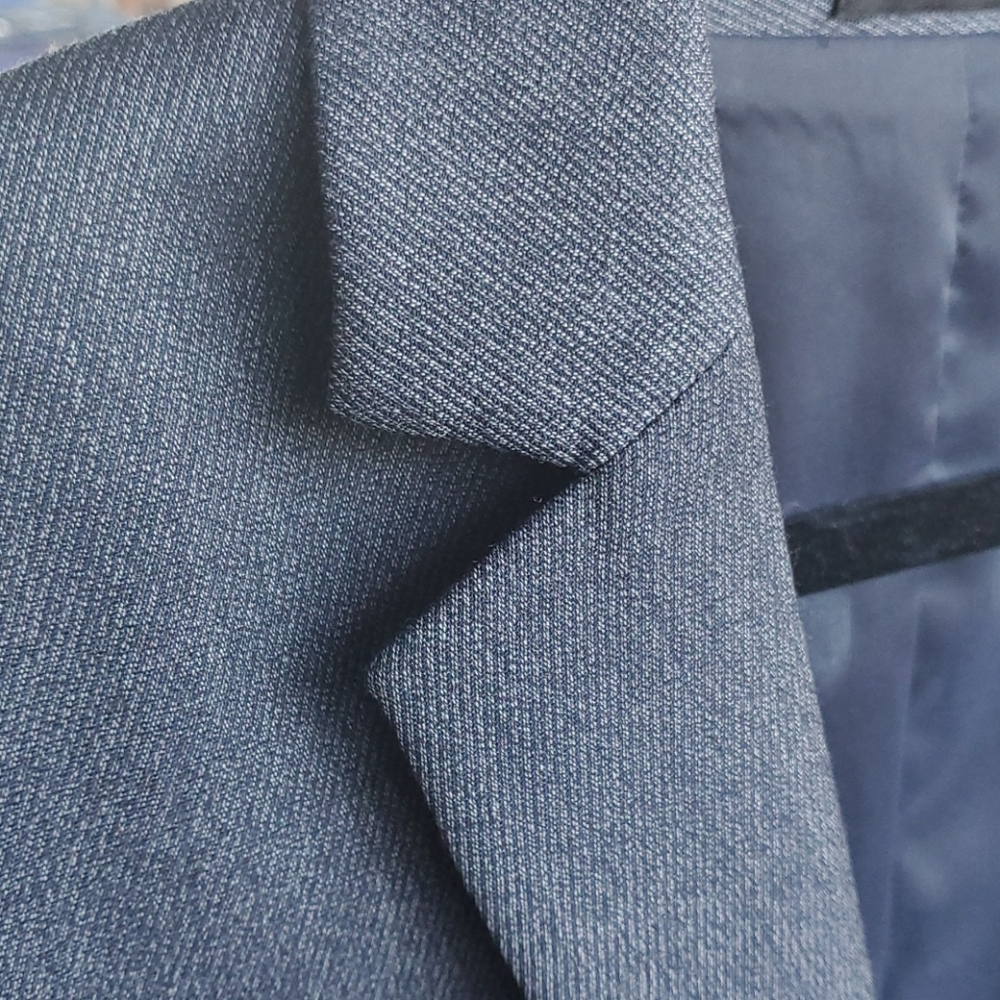 New Theory wool blue/ black suiting. Blazer & pant - Picture 10 of 12
